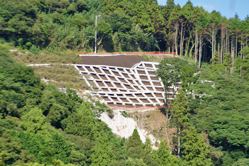 千葉県安房地域整備センター　砂防改良工事（別所・山腹工その２）